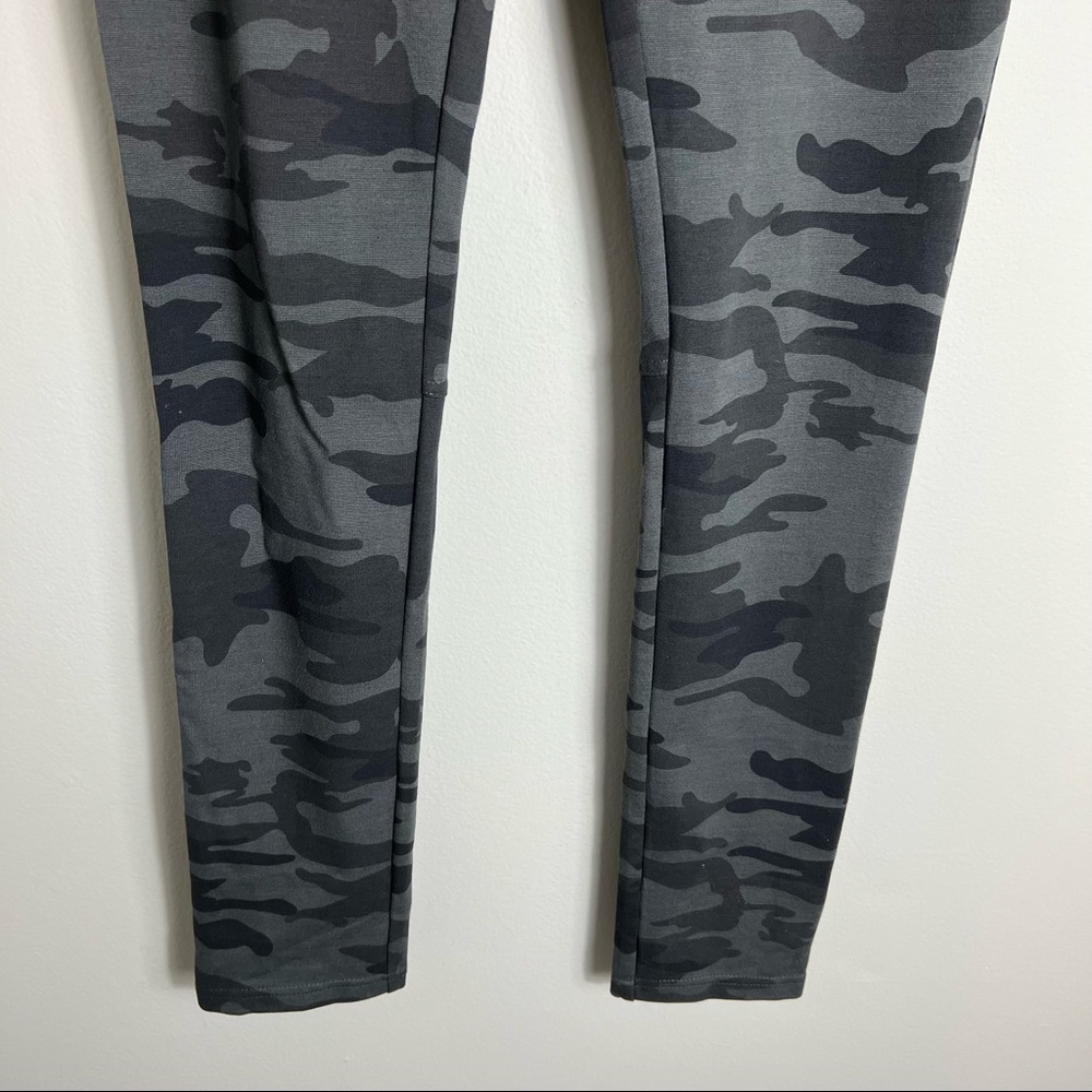 Sanctuary Gray Camo Slim Leg Pull On Pants Jeggings-Size Small - Picture 3 of 8